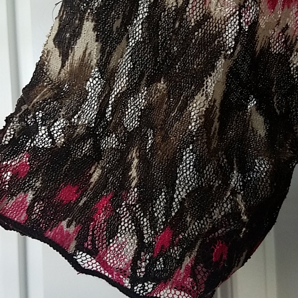 Lace Topper - Picture 5 of 6